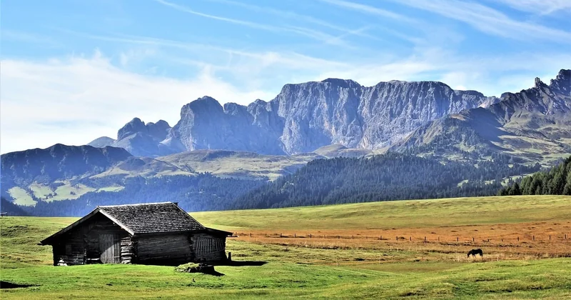 Où aller dans les Dolomites en été : quatre zones, quatre profils